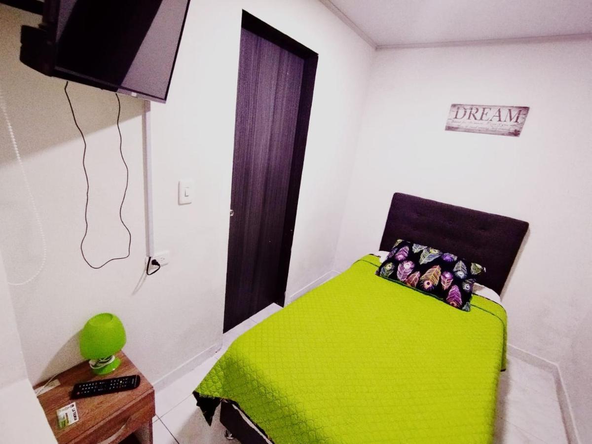 Aloha Hostel Bogotá Kültér fotó